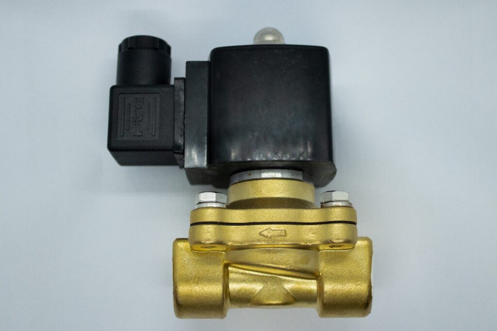 válvula solenoide